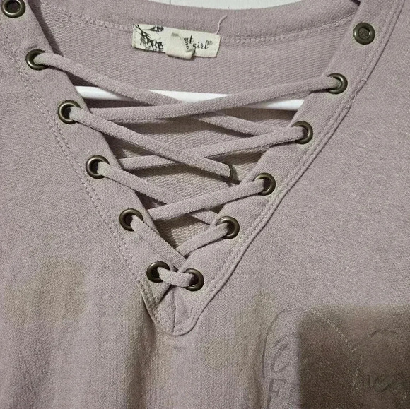 Womens cross front long sleeve tee! - Picture 2 of 4
